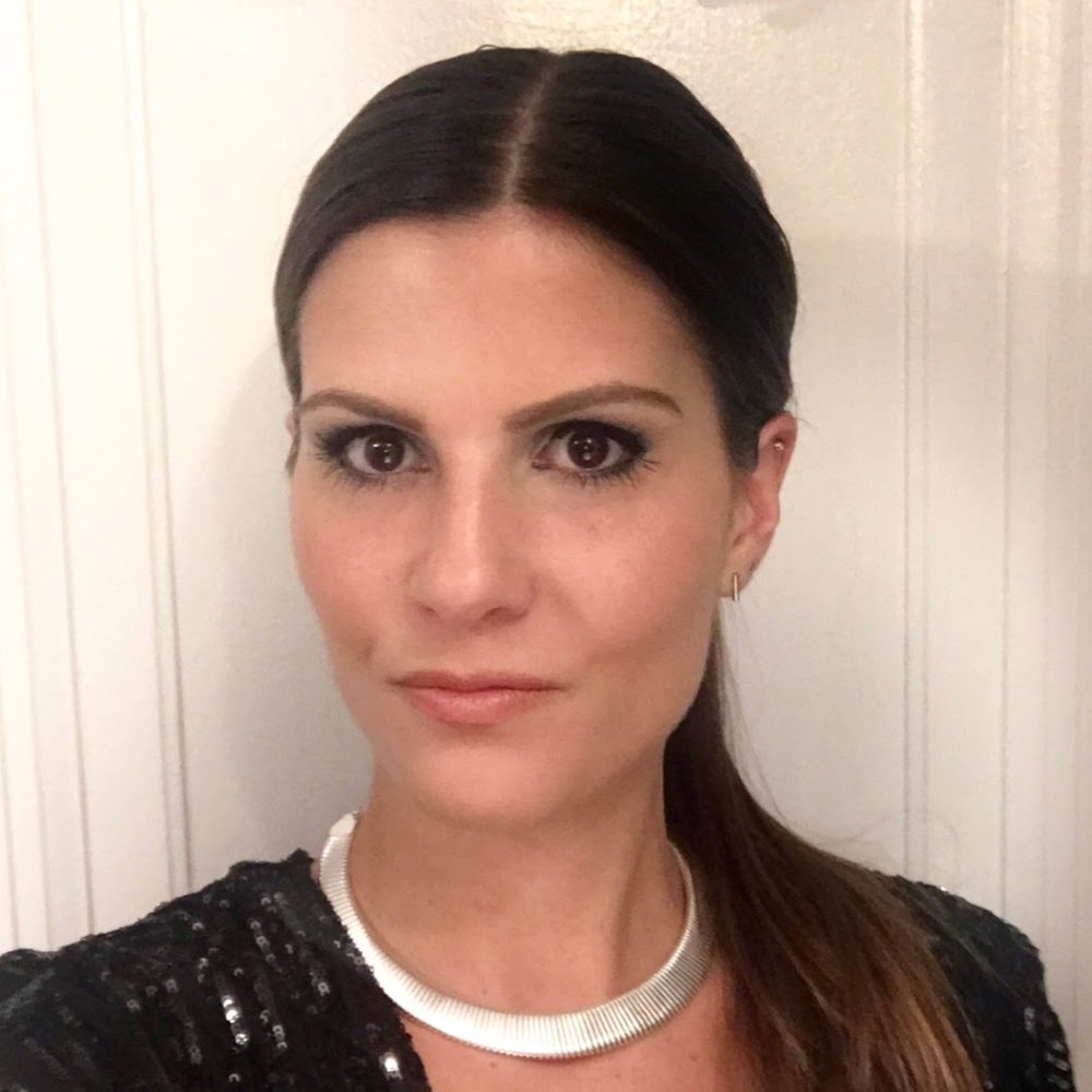 Meet your Posher, Christina